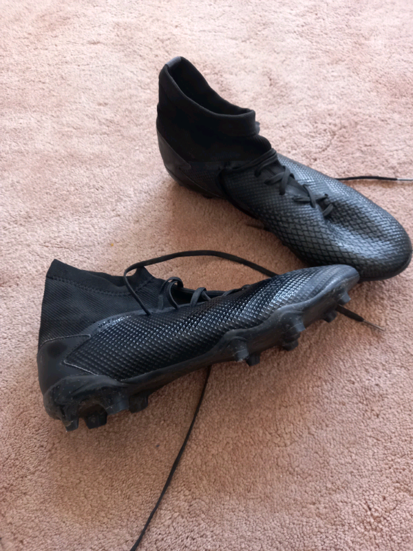 adidas predator size 9.5